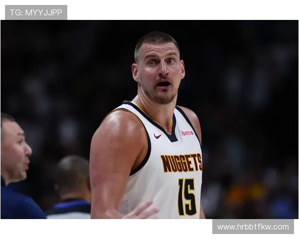 半场战报太阳落后掘金布克与狄龙合力贡献24分约基奇助攻表现抢眼